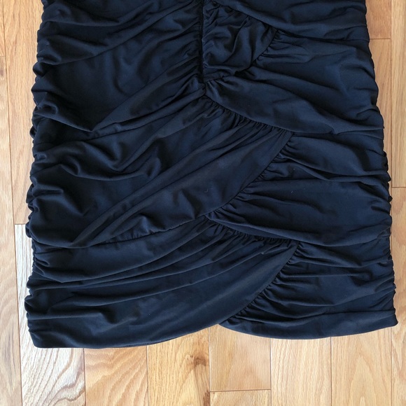 NWOT Criss Cross Ruched Bodycon Dress - Picture 7 of 13